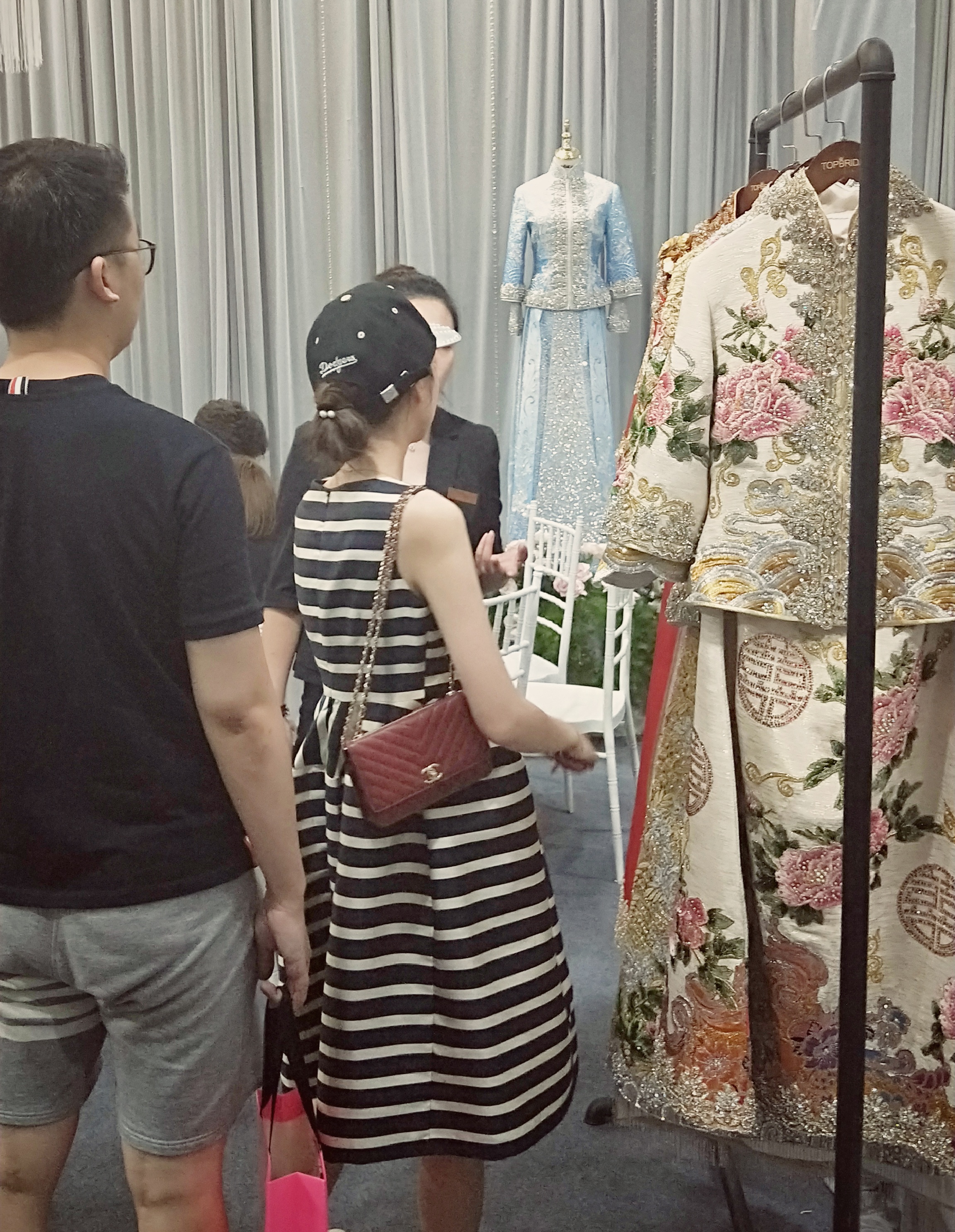 一万多美女帅哥冲进来疯狂地买买买，这三天他们都经历了什么……