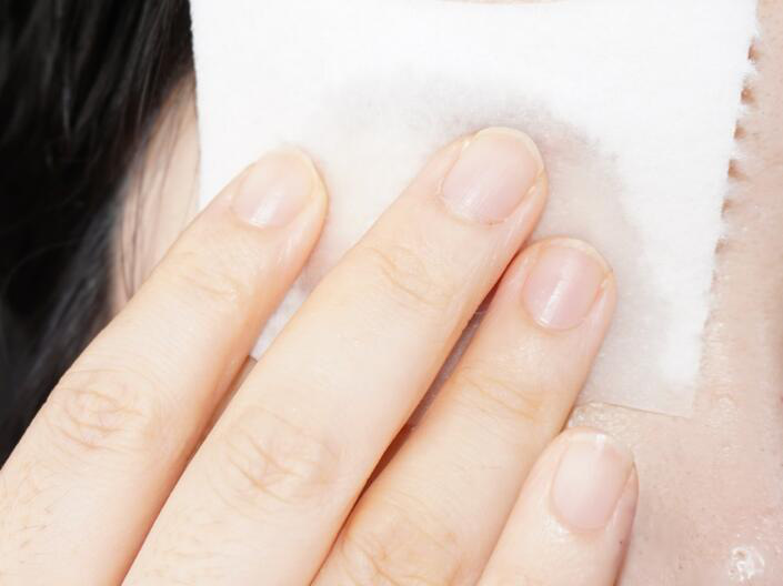 贝德玛卸妆水500ml和500g的区别 (bioderma贝德玛大瓶卸妆水怎么开)