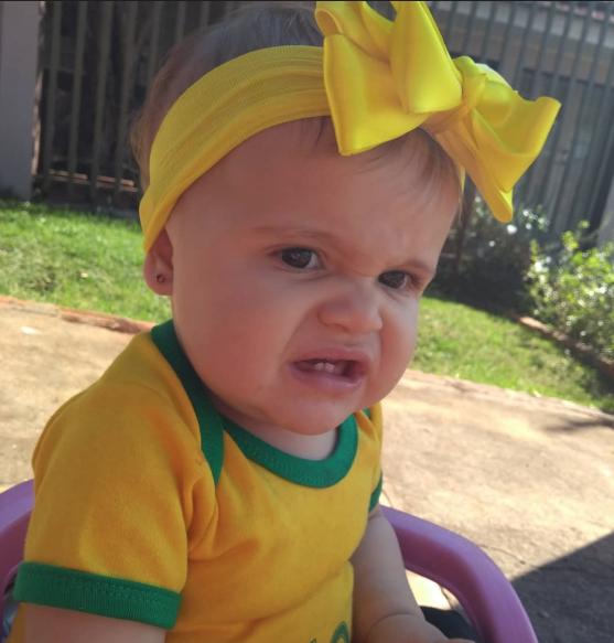 颁奖典礼名场面足球,足球场里颁奖典礼