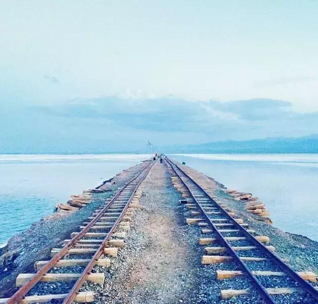 天空之境茶卡盐湖,茶卡盐湖此生一定要去一次