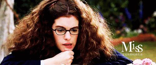 七哥力荐:女人的激吻唇一定要配上海藻卷才是真性感