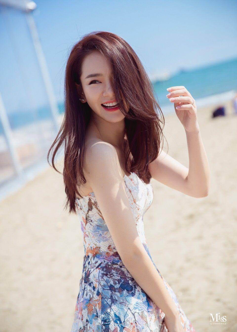 七哥力荐：女人的激吻唇一定要配上海藻卷才是真性感