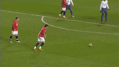 c罗十大不可思议的射门进球,回顾一下c罗的头球