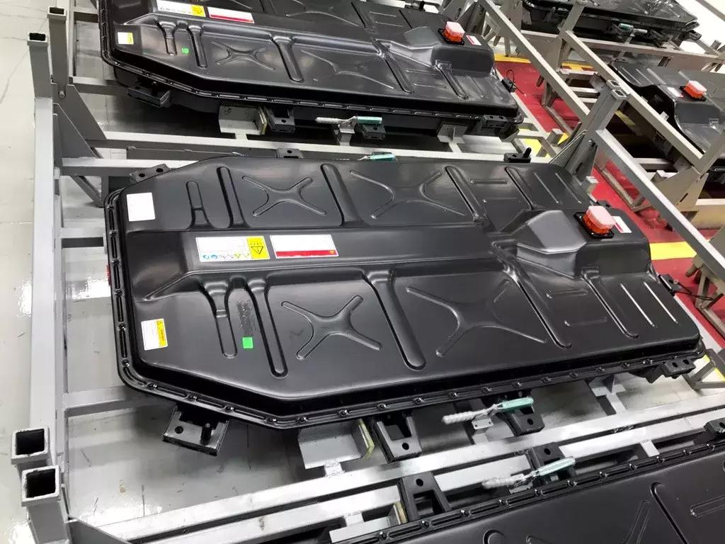 5万到6万的哪吒n01,2023年哪吒n01新能源汽车报价