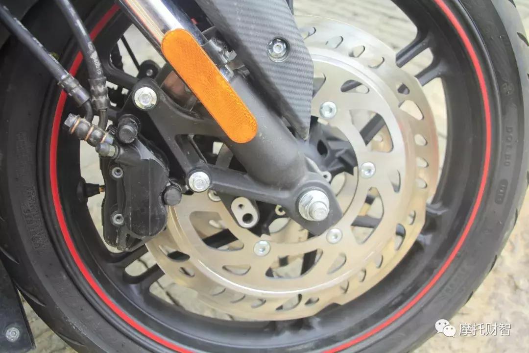 无极300rr2018款和2019款的区别,无极300rr19款和20款有什么区别吗