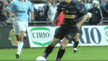 贝克汉姆十大变态进球圆月弯刀,球星的五个招牌进攻动作