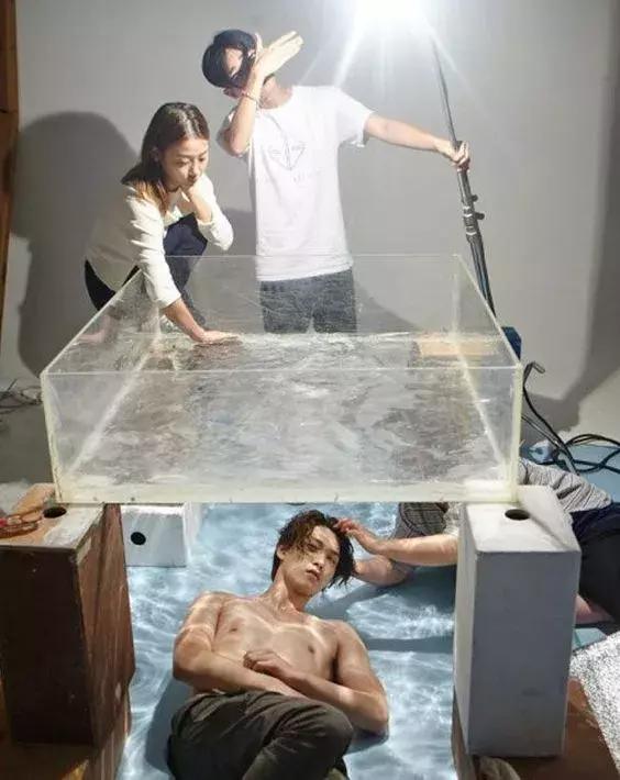 如何用手机拍出艺术照的效果,作为摄影师拍艺术照用什么相机