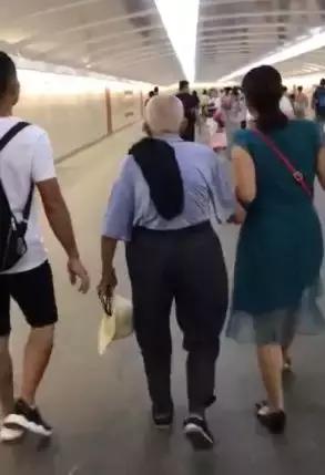 河南一高校暴雨积水,河南暴雨平原变湖泊