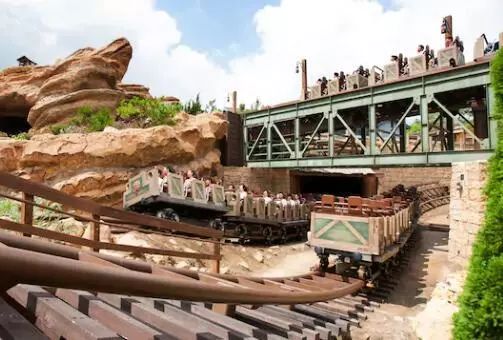 带娃去香港迪士尼必备物品清单,带娃游香港迪士尼