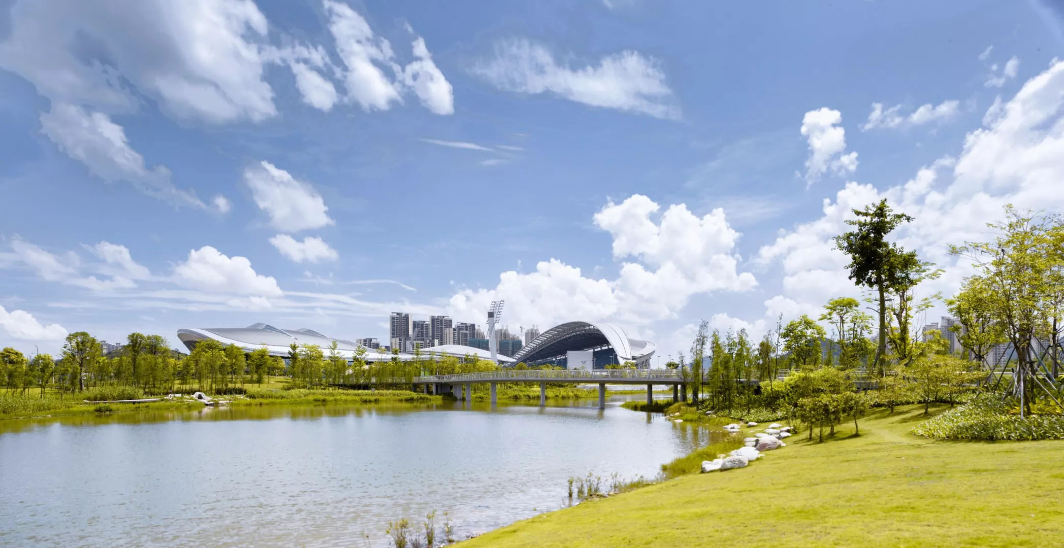 江门保利大都会体育中心,江门保利体育中心周边