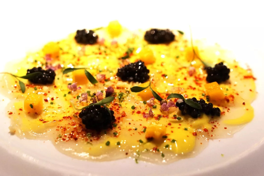 为什么香港很值得去游玩,香港现在还值得去吗