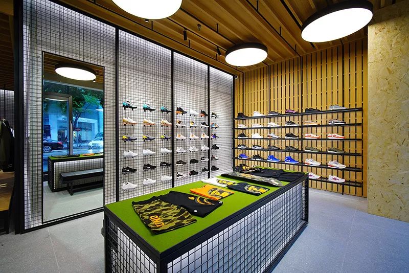 安踏斯凯奇酷奇火焰,安踏antaplus