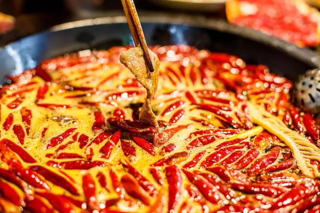 那些留在县城的年轻人后来怎样,那些返乡的年轻人后来都怎么样了