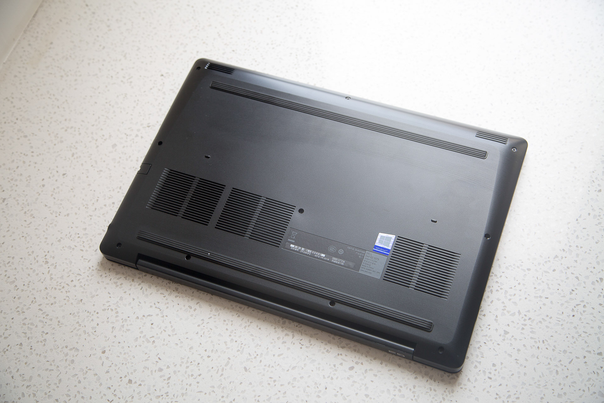 低调性能强悍的笔记本电脑,低调的性能小钢炮