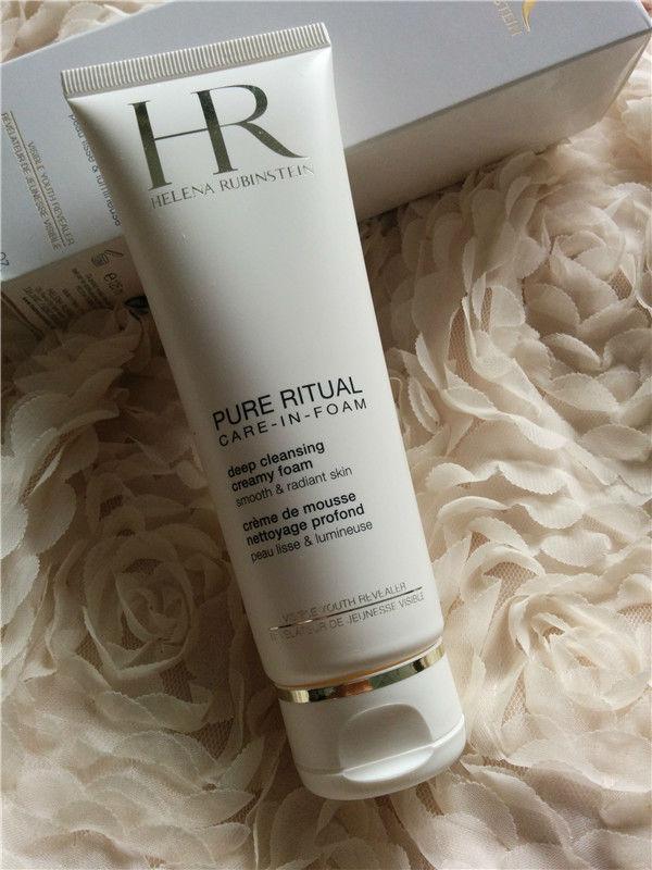 什么样的洗面奶对任何肌肤都好用,什么洗面奶控油最有效补水