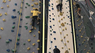 天津“巨型”打卡圣地！蹦床、攀岩、冰壶、游戏机随！便！玩