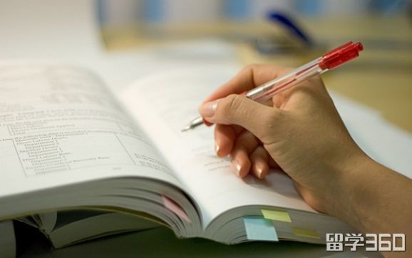 加拿大渥太华大学怎么样啊,加拿大渥太华大学什么水平