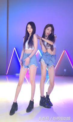 14岁留长发穿女装美过所有女同学……第一批00后已经伪娘了！