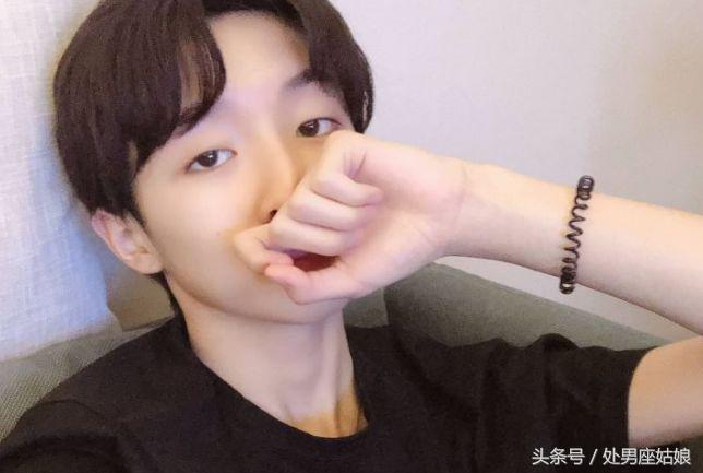 14岁留长发穿女装美过所有女同学……第一批00后已经伪娘了！