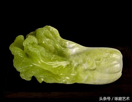 岫岩玉闻名的玉雕,岫岩玉雕巧夺天工