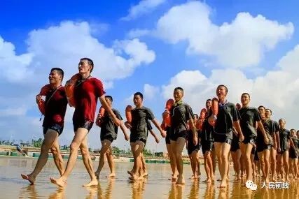 面朝大海人生就像奔流不息的大海,面朝大海人生就像一场旅行