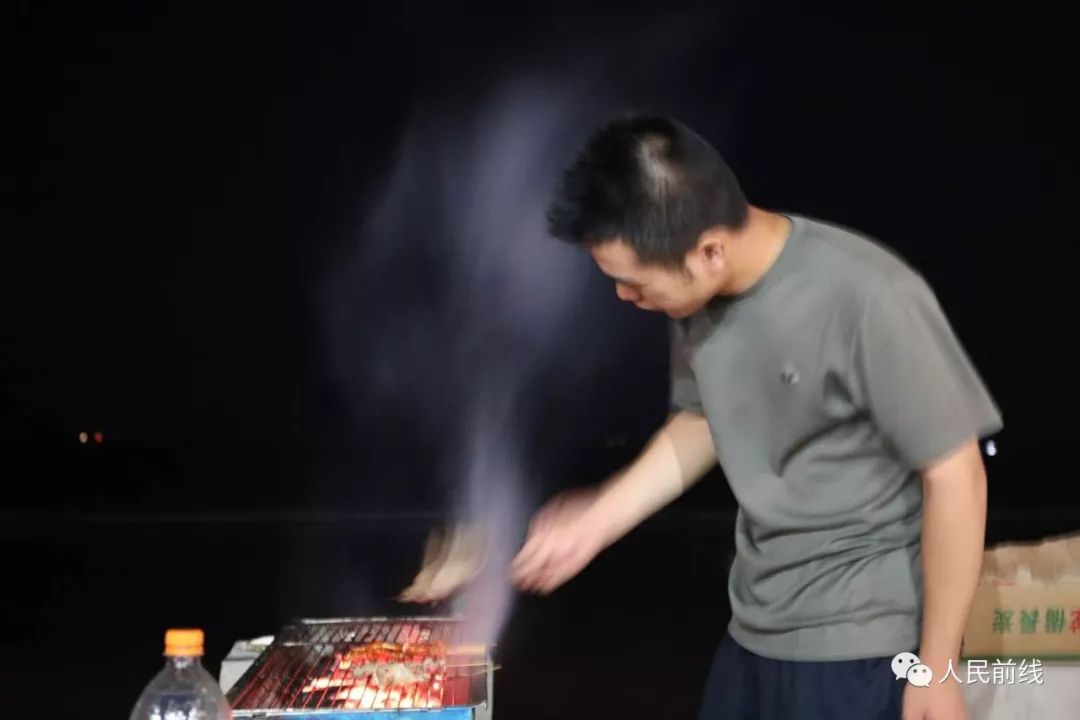 面朝大海人生就像奔流不息的大海,面朝大海人生就像一场旅行