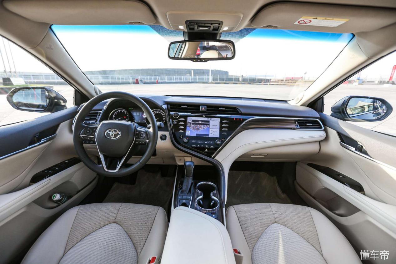 全新凯美瑞是哪一代,凯美瑞2022款全新混动换代升级