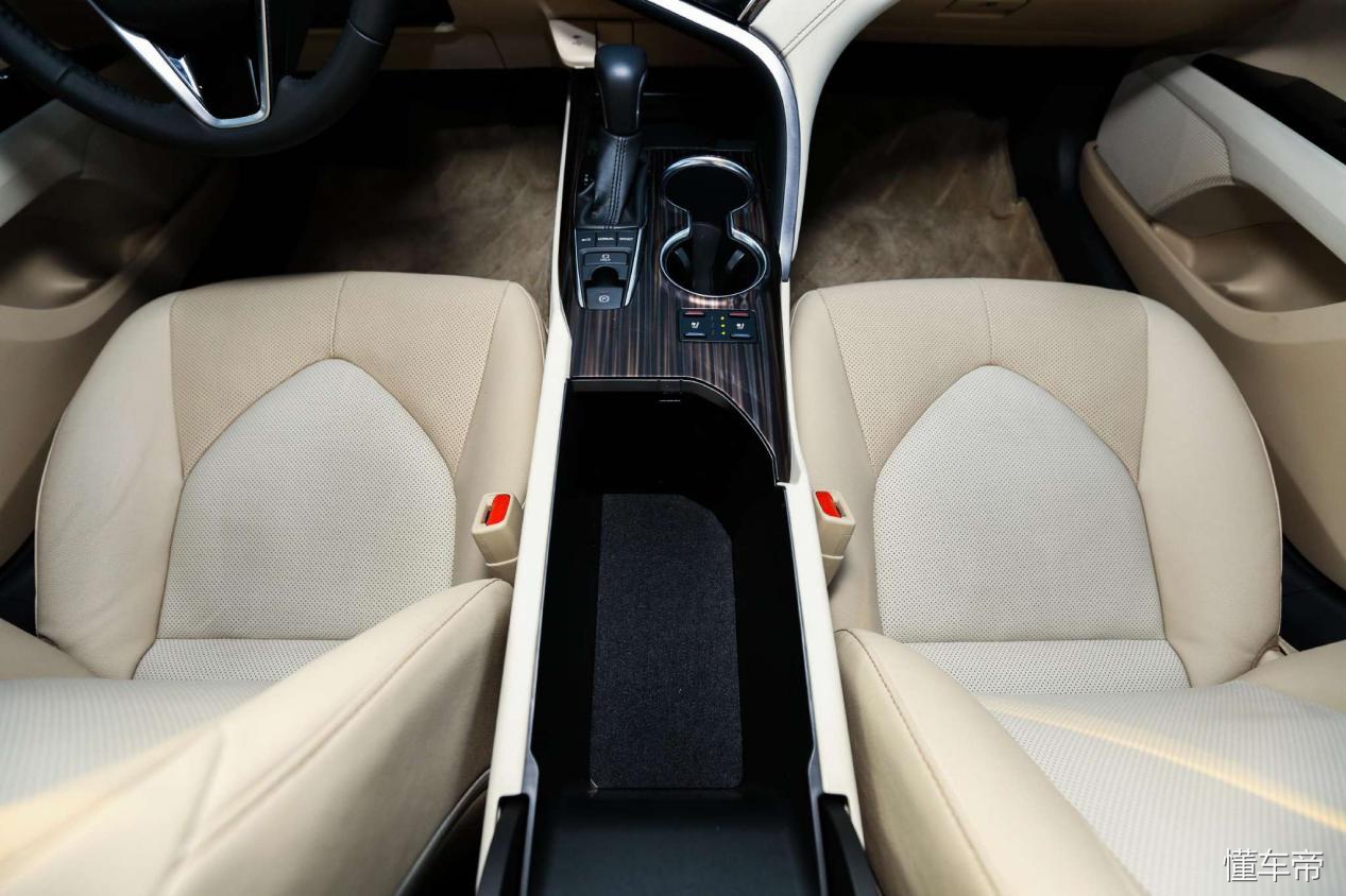 全新凯美瑞是哪一代,凯美瑞2022款全新混动换代升级