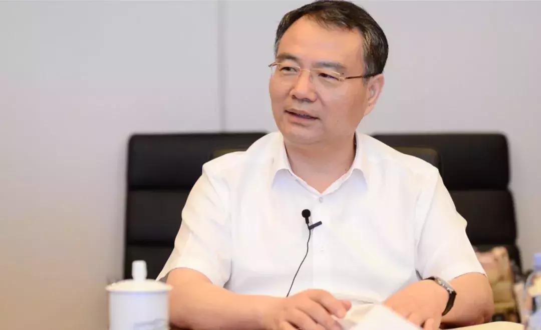 传化董事长徐冠巨是谁,传化集团徐冠巨简介