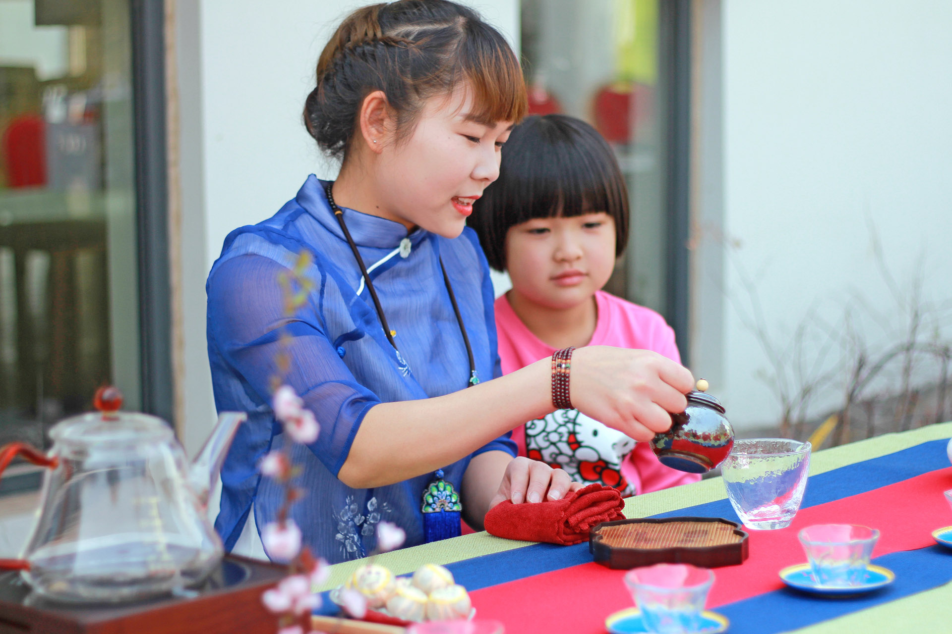 青年茶生活·秋之茶·快来艺茂仓嗨起来！