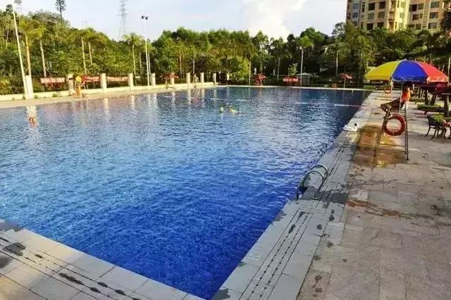 游泳池夏日玩水必备,夏日救星