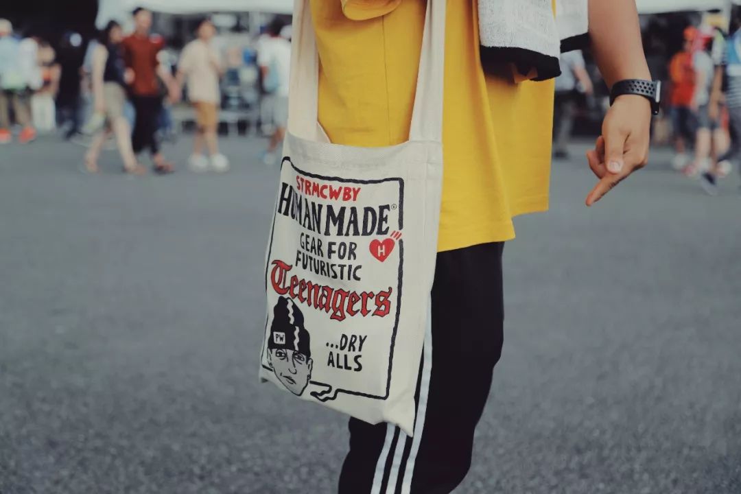 东京车展惊现最美车模,赛车比赛高燃场面车模