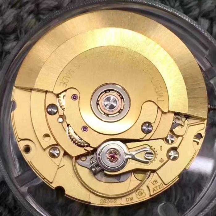 高仿表进口机芯,正品与复刻3235机芯对比