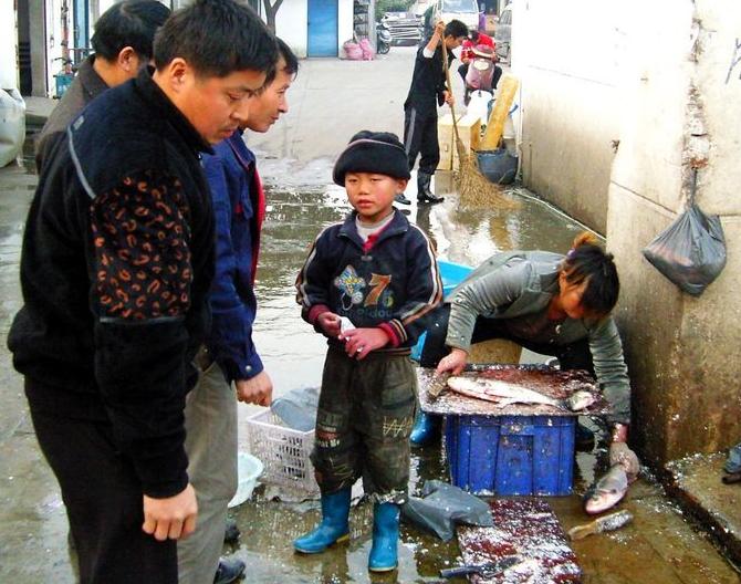河南郑州女子怀孕前后,河南郑州女子意外怀孕
