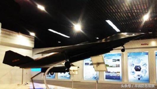 轰18轰炸机有多大威力,中国轰18中程隐身轰炸机性能如何