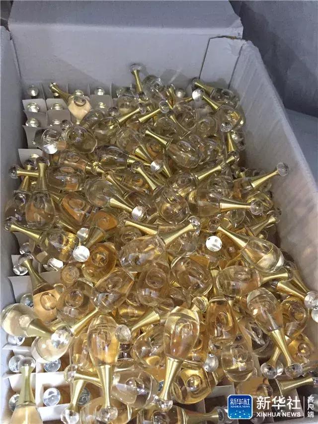 假Dior香水进价6元，你海淘的200元香水，也许只值1块钱！了解一下……