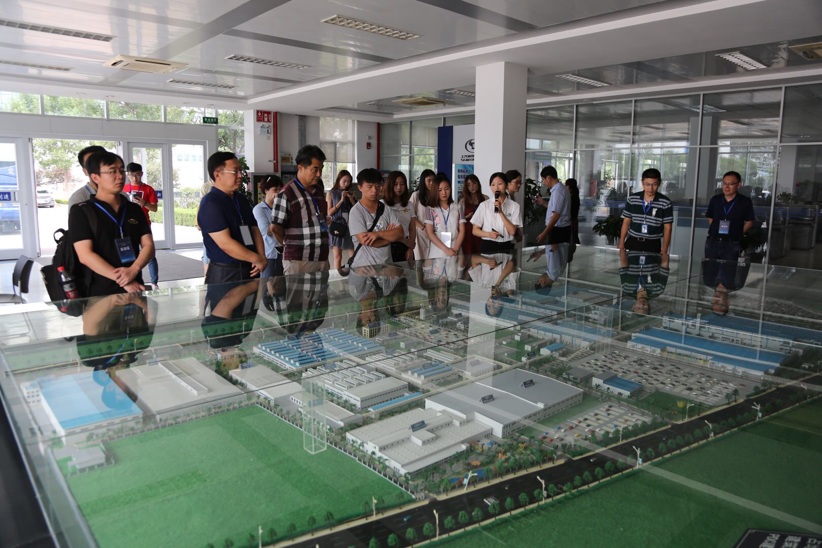 创新推动高端装备制造业不断壮大,创新驱动汽车产业高质量发展