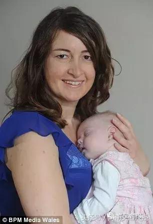 不完全双角子宫怀双胎,有人天生有两个子宫吗