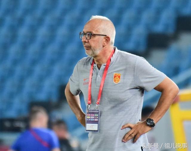 国足名单张玉宁为什么没入选,黄紫昌和张玉宁谁厉害