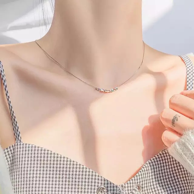 老年人的颈纹,十几岁颈纹可以慢慢恢复吗