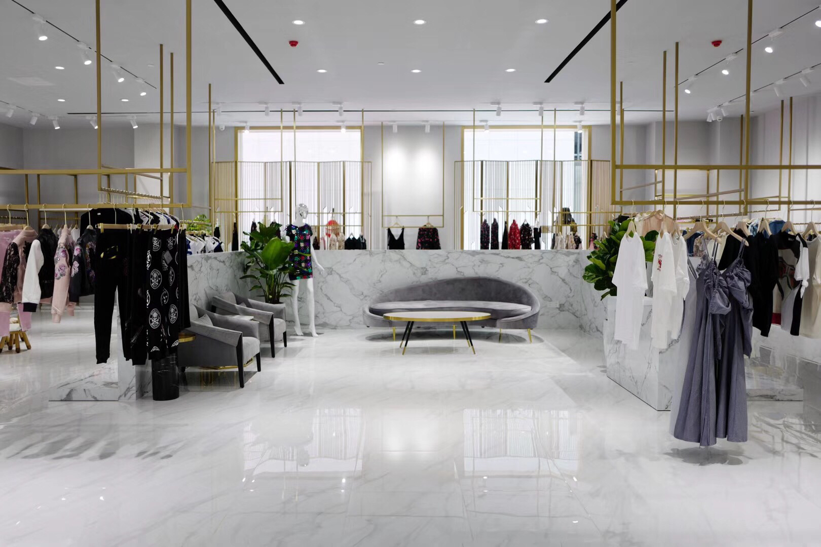 枫丹奢侈品集合店,奢侈品集合店