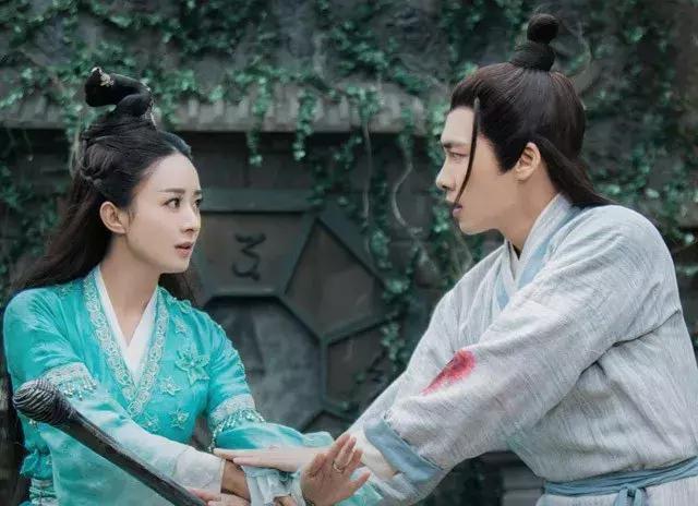 李易峰和赵丽颖是怎样的关系,赵丽颖是怎么评价李易峰的事情