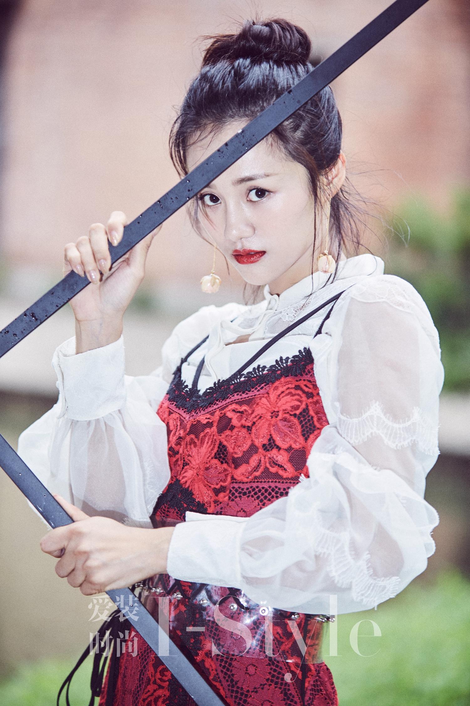 安悦溪长腿白裙 (安悦溪纯享版)