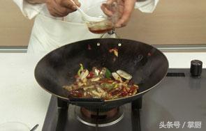 蛏子肉的家常做法爆炒需要焯水么,蛏子肉的家常做法爆炒搭配什么菜