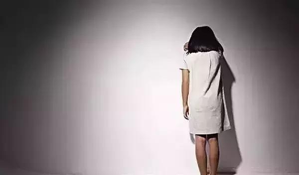 发现校园欺凌后怎么处理,发现校园霸凌的行为能报警吗