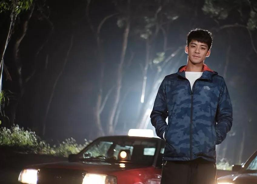 TVB艺人余德丞踢球昏迷,留医ICU情况危殆!