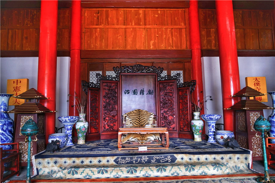 震撼丽江古城木府,丽江古城大观园木府