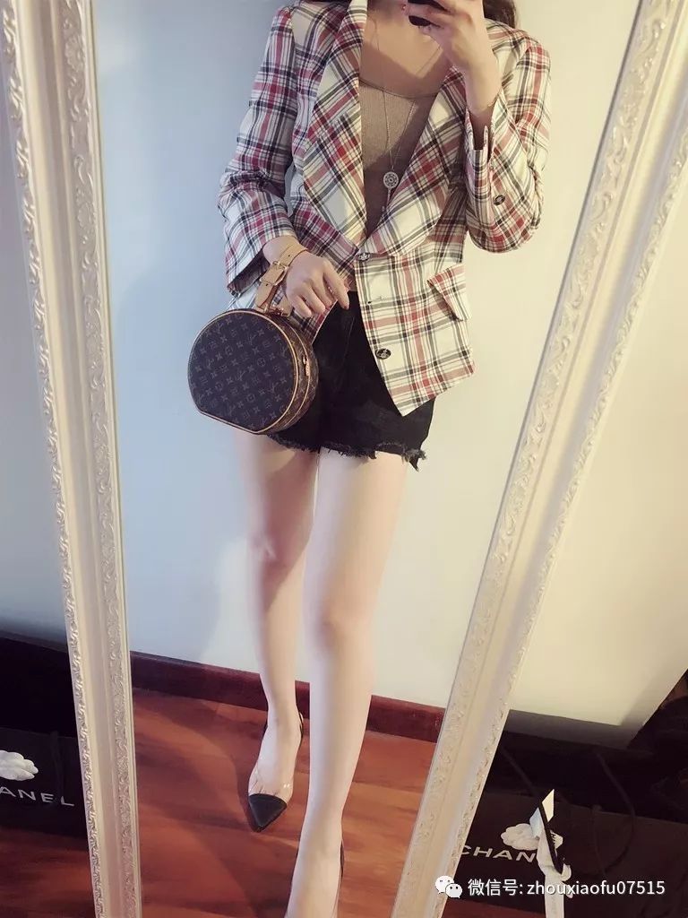 「周小福」「福夸」｜超级难买的LV圆饼包，还好我已拥有你