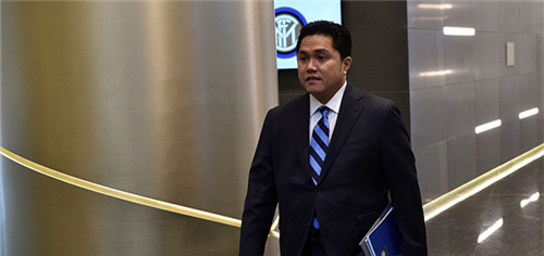 整治赌博苹果下架万款棋牌、*彩博**APP，美国数千民众*愿请**詹姆斯任教育部长｜懒熊早知道