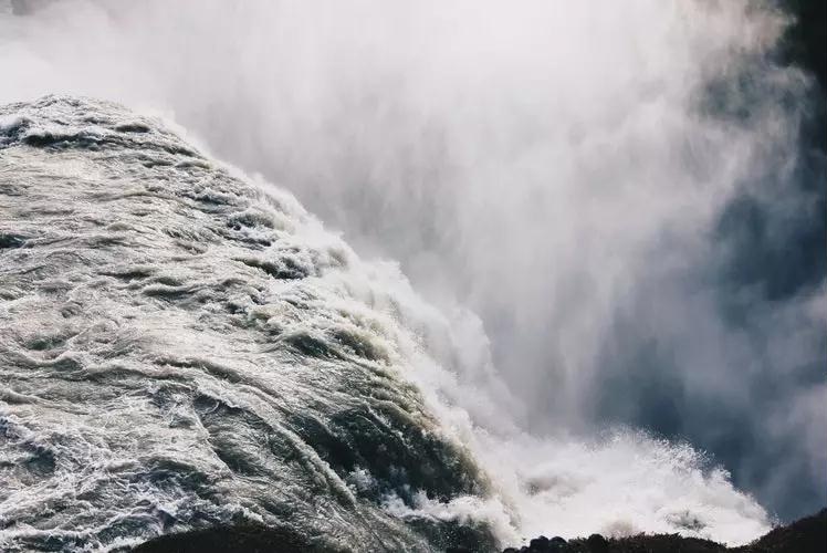 知乎高赞：这是属于地球的奇妙能力歌